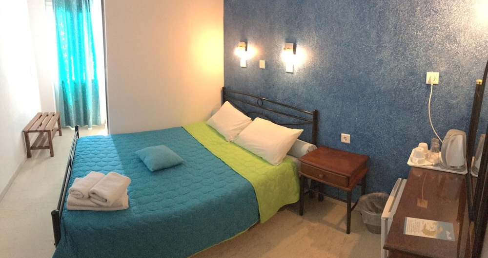 Standard Room - Photo 8