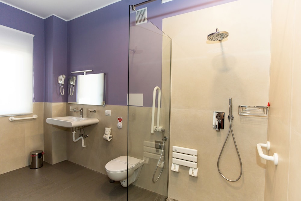 Comfort Room photo 3