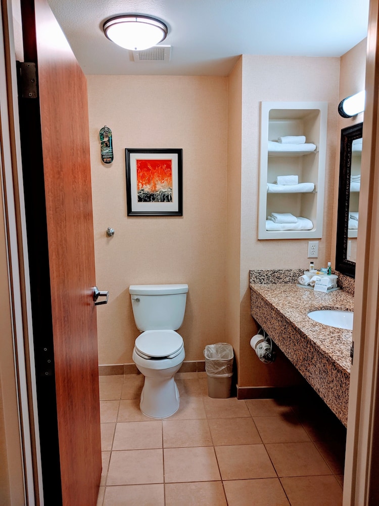 Suite, Multiple Beds - Photo 2