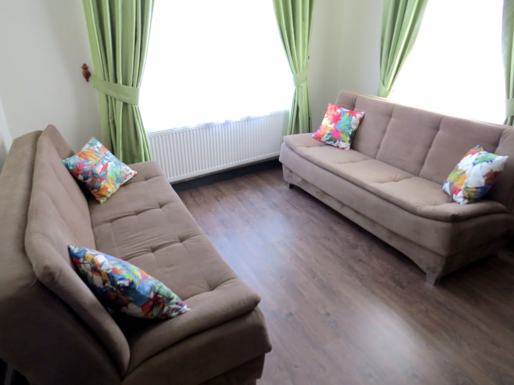 Deluxe Apartment (3rd Floor) photo 1