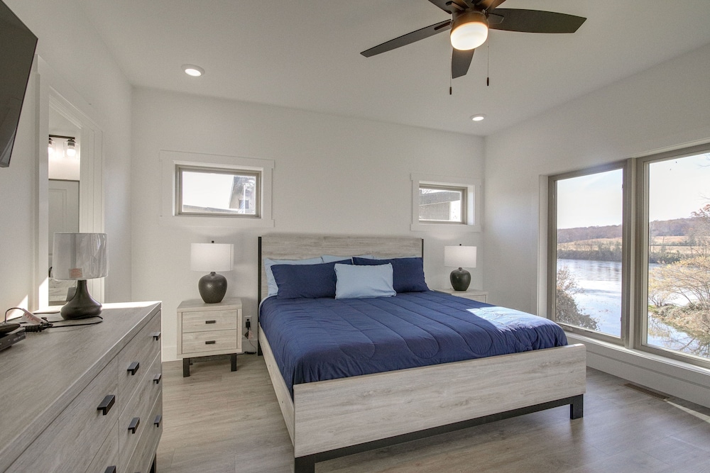 House (2 Bedrooms) photo 3