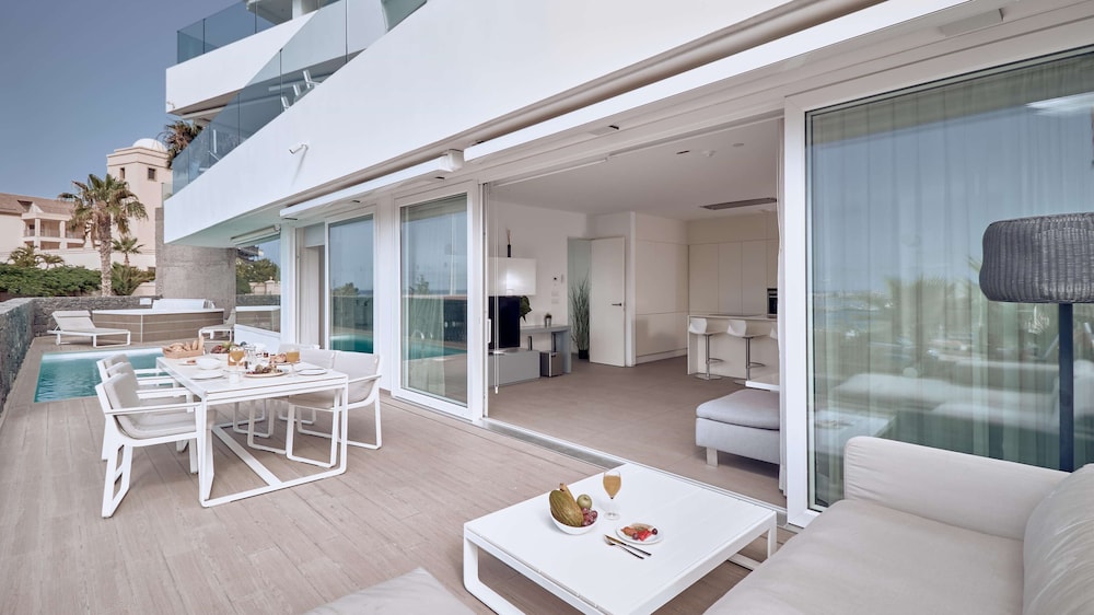 Suite, 1 Bedroom, Sea View (Divinity Mar, Jacuzzi)