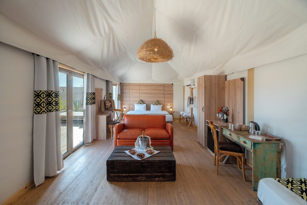 Suite Inara