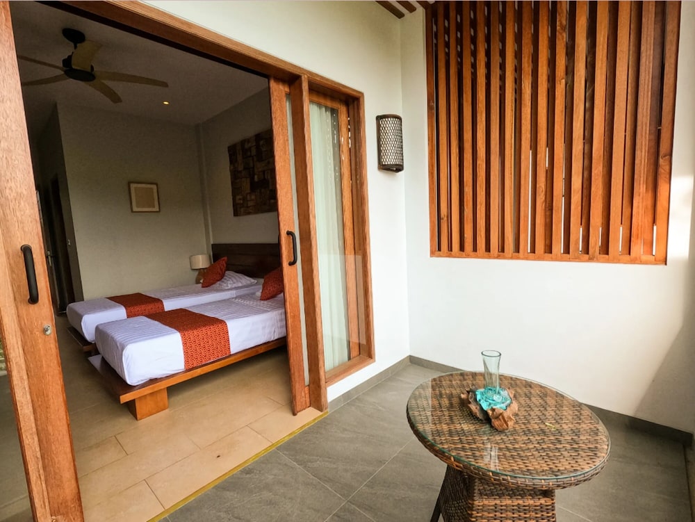 Deluxe Twin Room - Photo 8