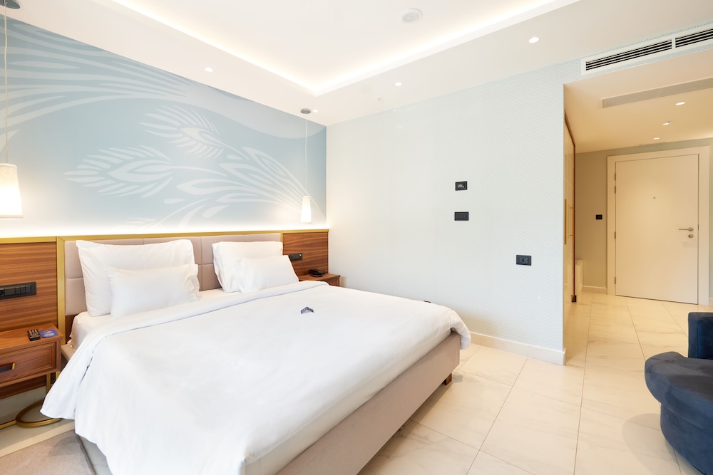 Deluxe Double Room, Bay View photo 1