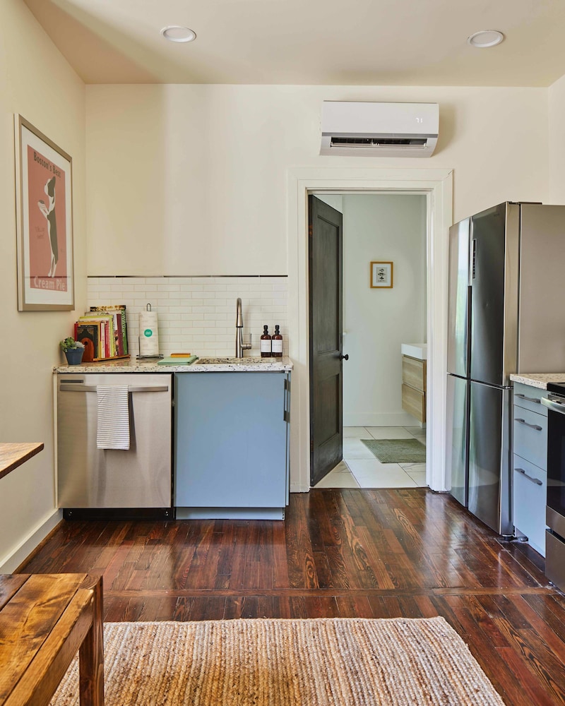 Charles on 11th - Beautifully Restored Historic Southside Home Walkable Perfect for Groups, Billede 68