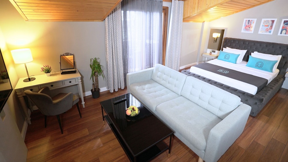 King Suite - Photo 4