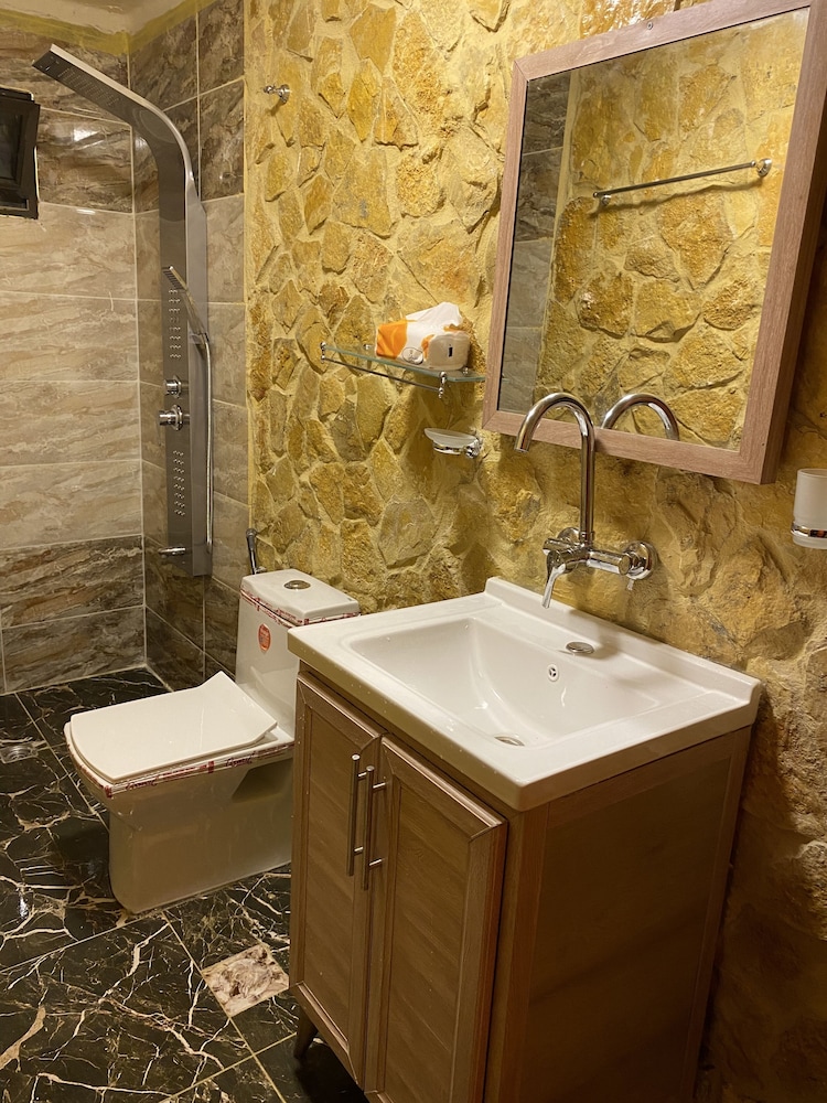Deluxe Double Room, Valley View, Mountainside photo 2
