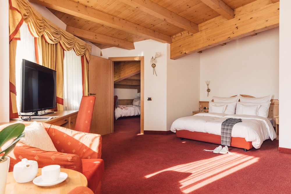 Suite (Sun) photo 1