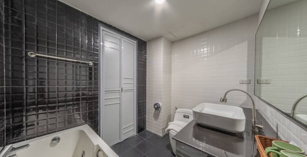 Superior Twin Room - Photo 8