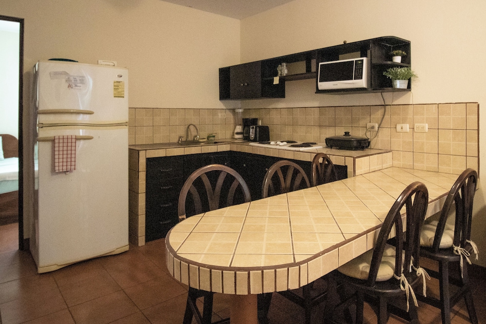Apartment (#1) photo 3