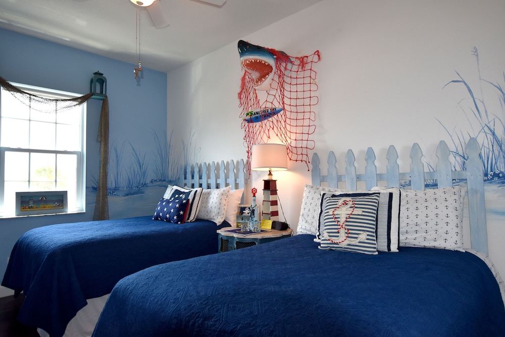 Lighthouse Room photo 1