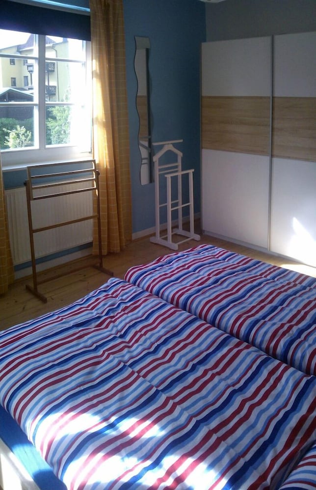 Deluxe House, 5 Bedrooms photo 2