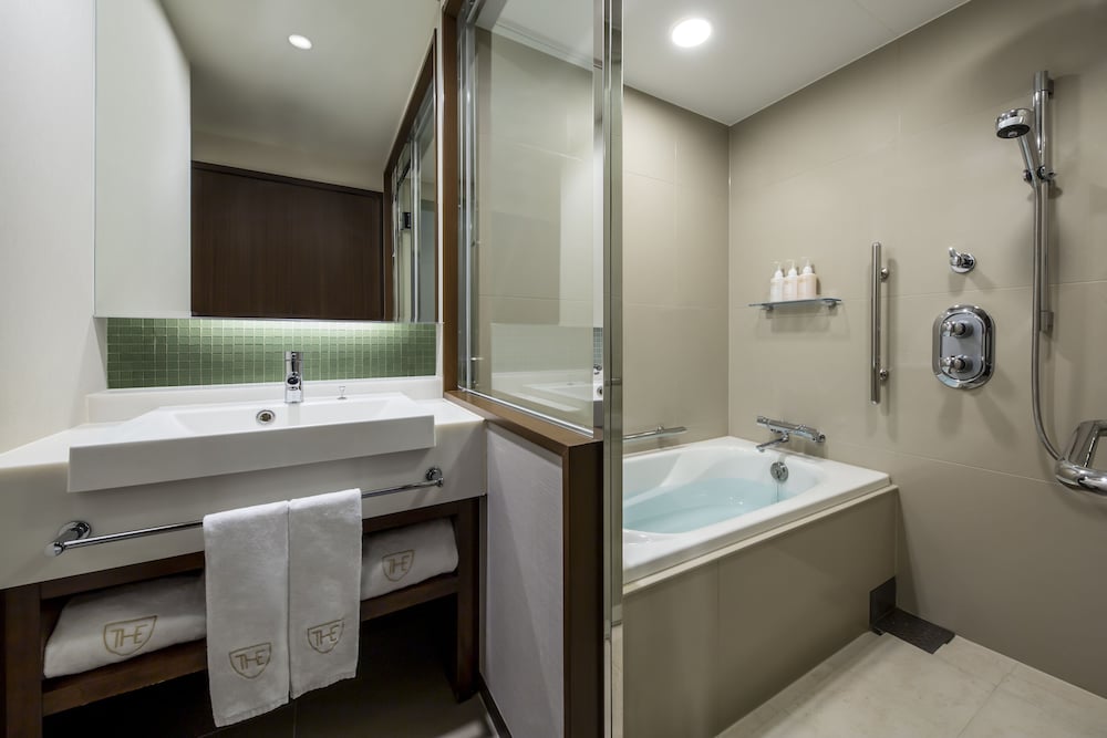 Deluxe Twin Room, Non Smoking (Premium Floor) - Photo 9