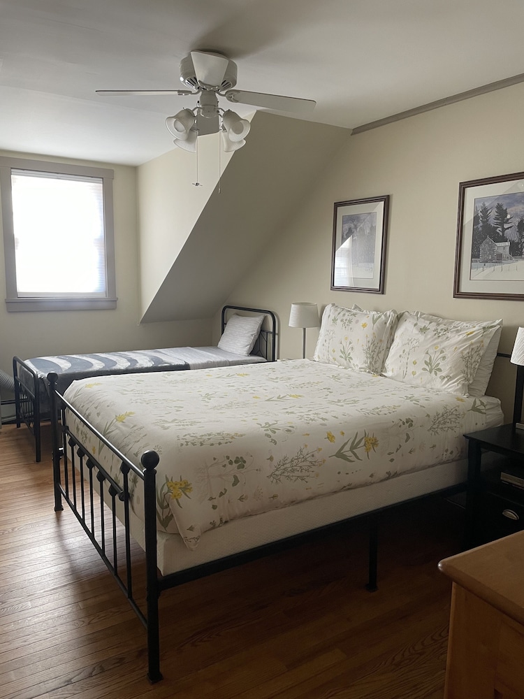 The Vermonter Room