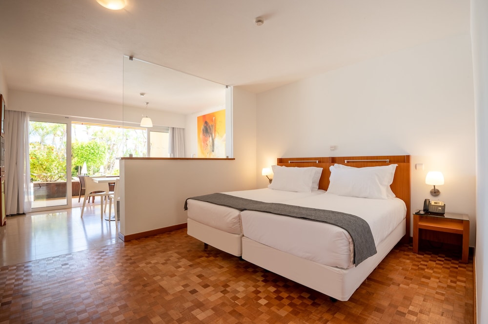 Comfort Studio, Balcony, Pool View (with balcony or terrace) - Photo 1