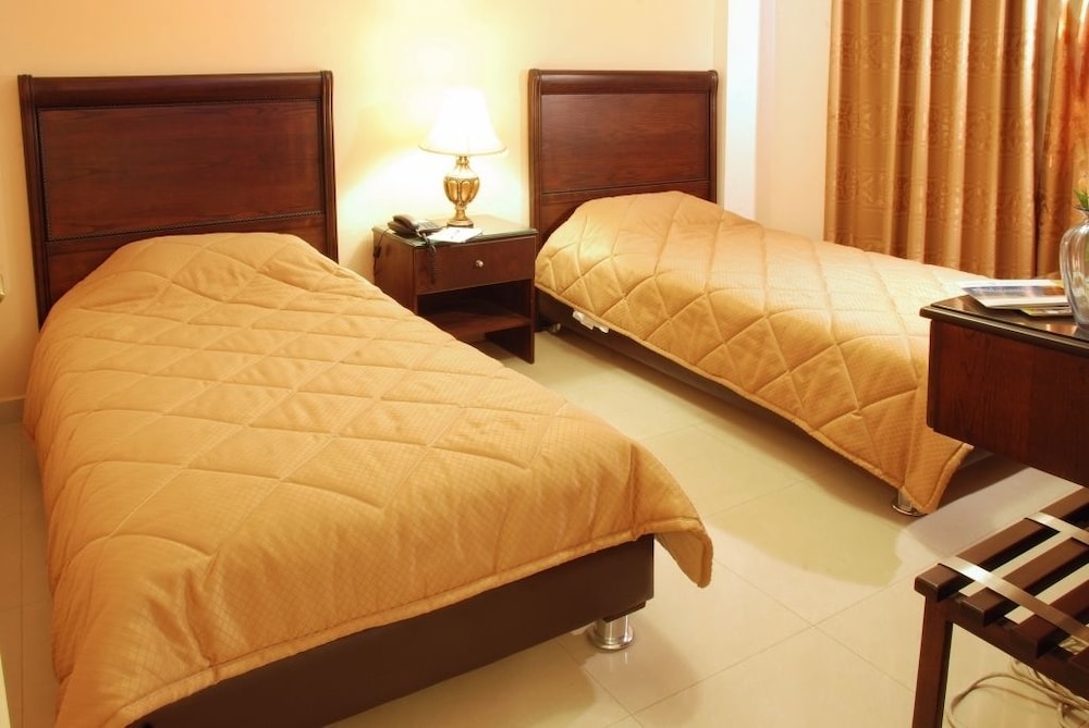 Suite, 2 Bedrooms photo 2