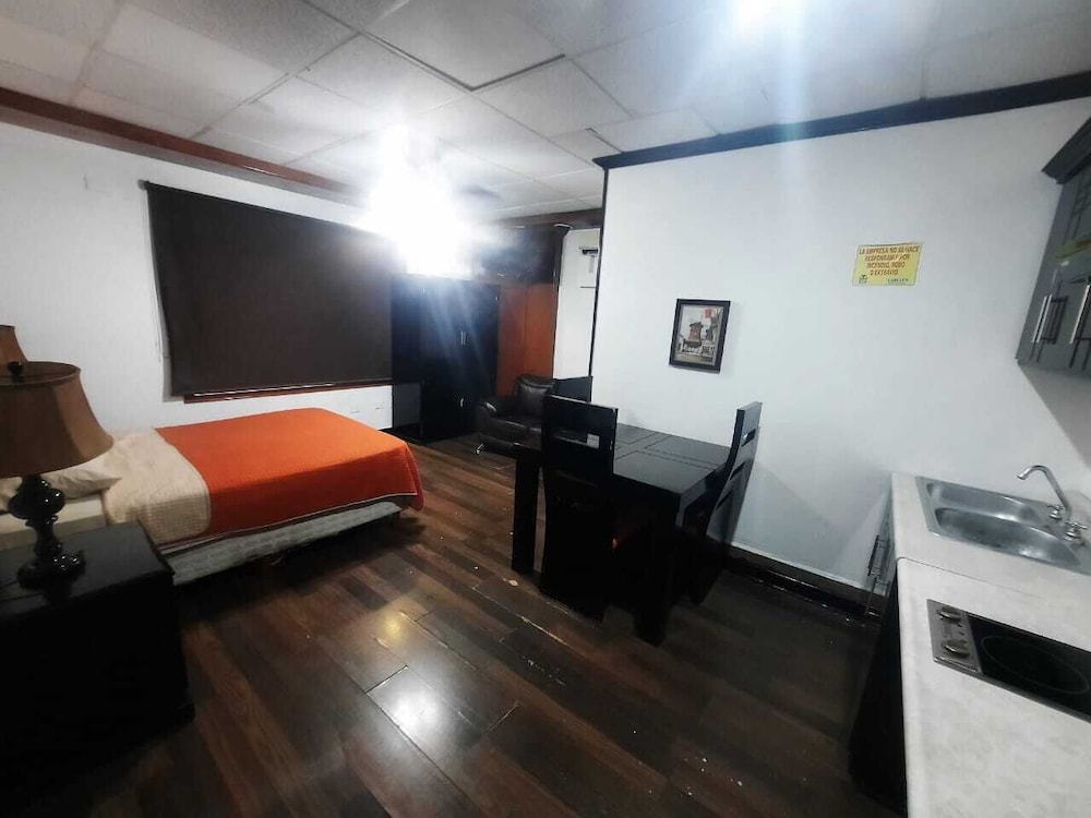 Senior Studio Suite