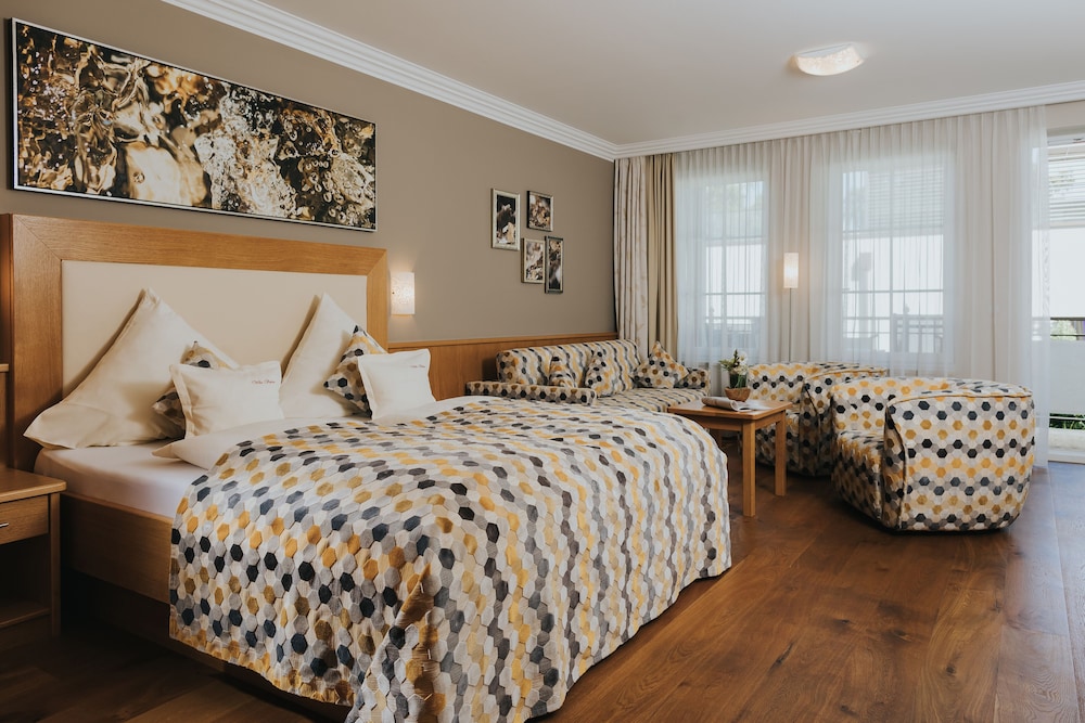 Superior Suite - Photo 1