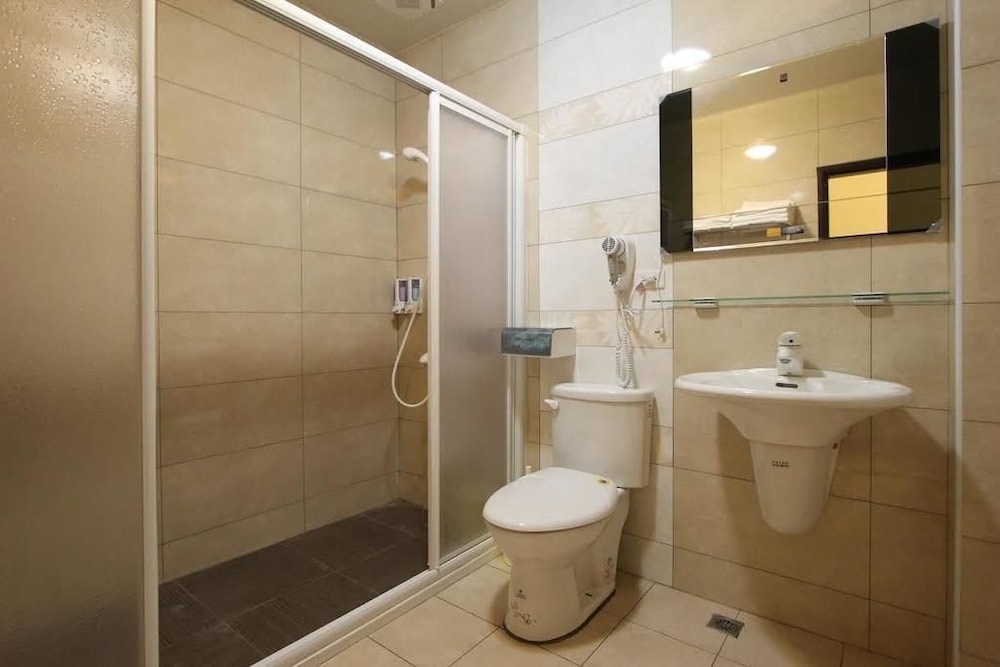 Quadruple Room - Photo 4