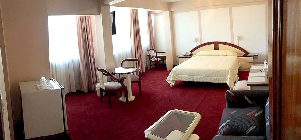 Executive Suite photo 3
