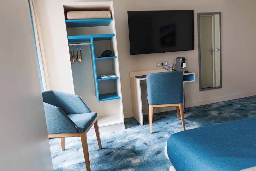 Superior Double or Twin Room - Photo 5