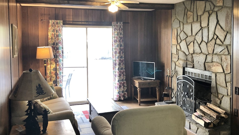 Family Cottage, 2 Bedrooms, Kitchen, Mountain View