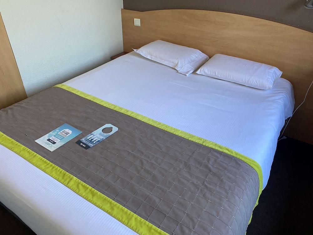 Standard Room, 1 Double Bed - Photo 8