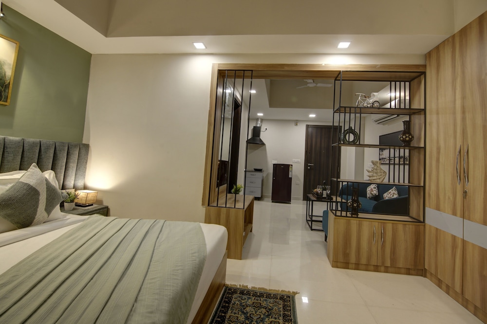 Luxury Apartment, 1 Bedroom, City View