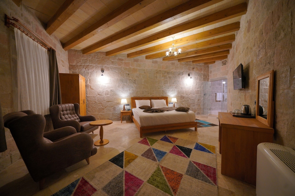 Classic Double or Twin Room - Photo 1