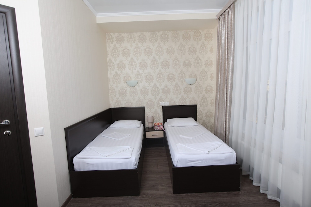 Standard Twin Room photo 1