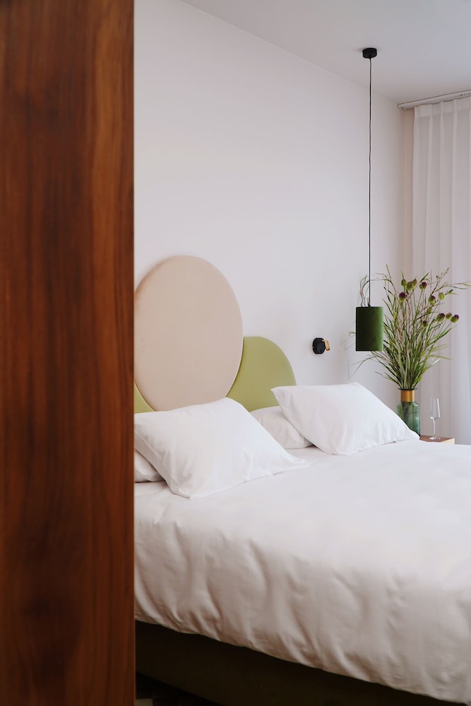 Standard Double Room - Photo 6