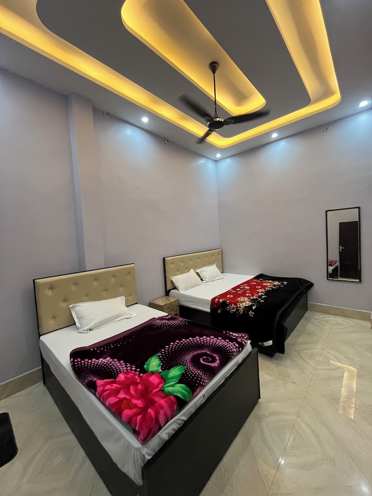 Comfort Triple Room