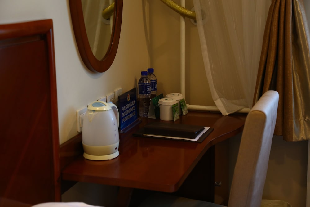 Standard Apartment, 1 Queen Bed - Photo 1
