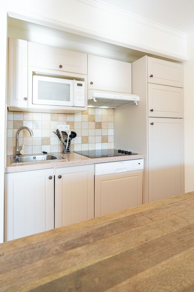 Apartment 6 people - 1 bedroom + 1 sleeping alcove - Terrace or balcony - Photo 4