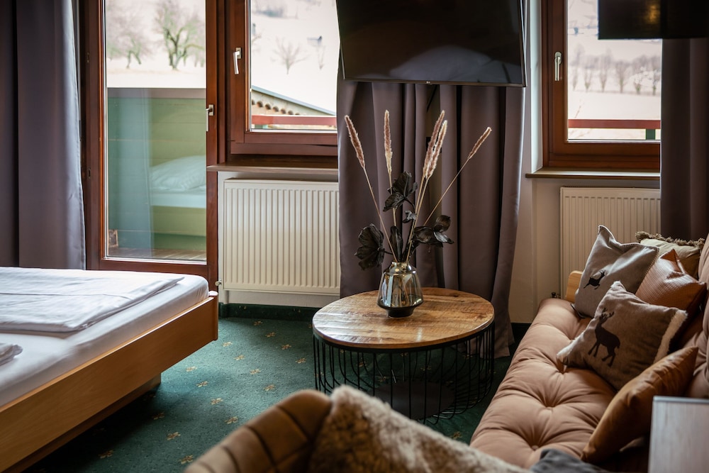 Standard Triple Room - Photo 5