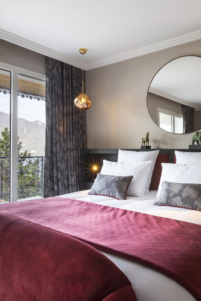 Deluxe Room, Lake View