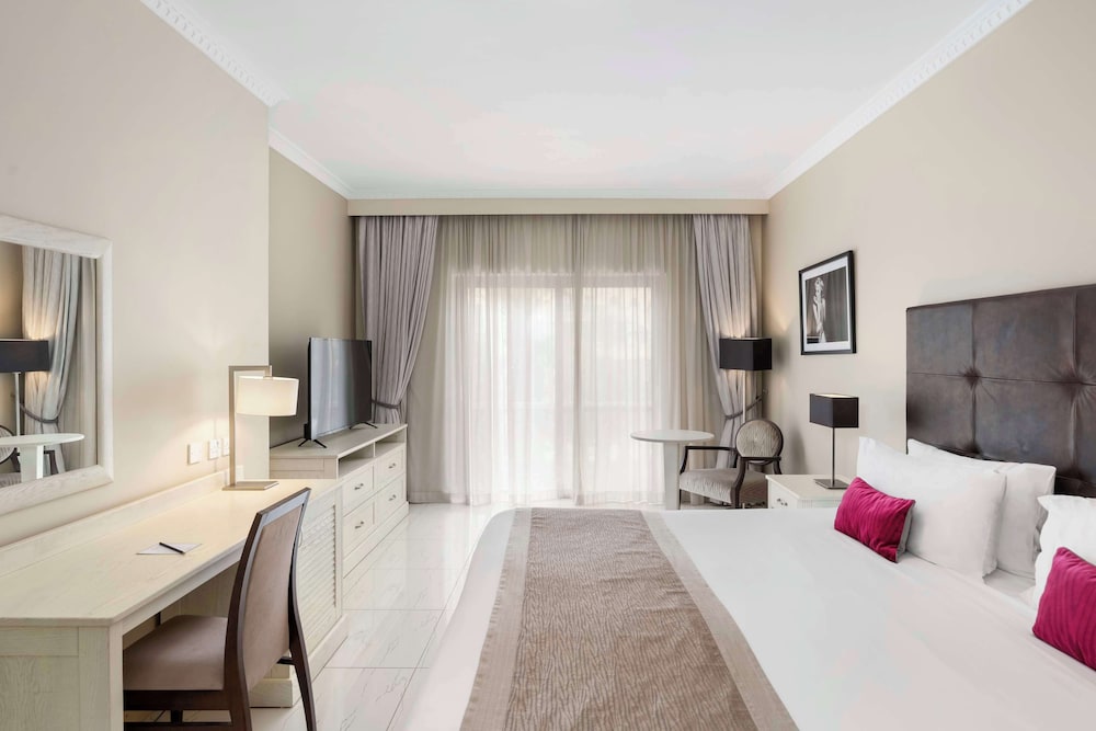 Luxury Apartment, 1 Bedroom, Pool View
