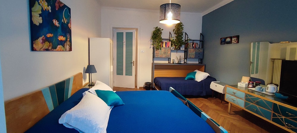 Deluxe Room, Tower