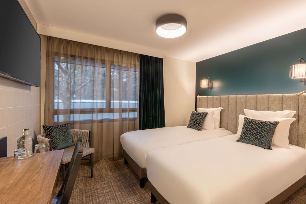 Classic Room, 2 Twin Beds, Non Smoking - Photo 1