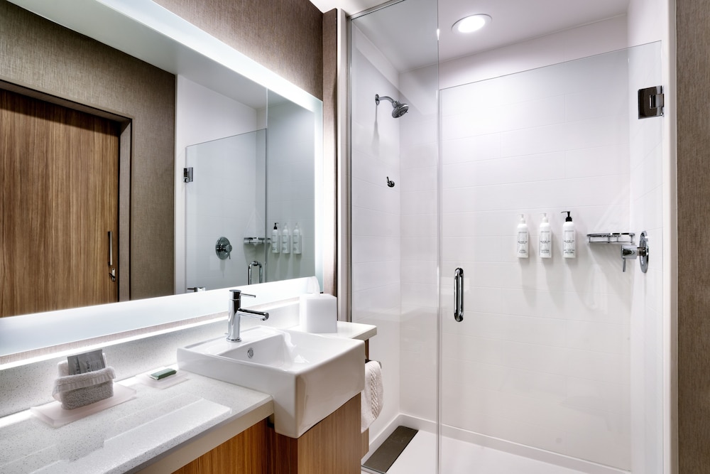 Suite, 2 Queen Beds - Photo 5
