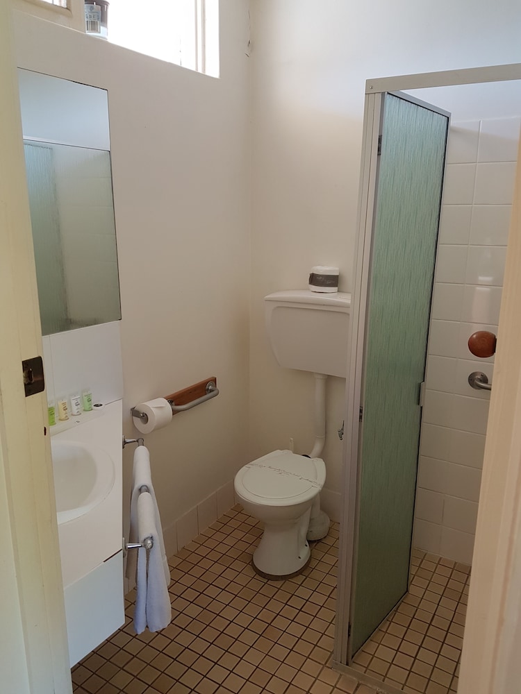 One Bedroom Apartment photo 3