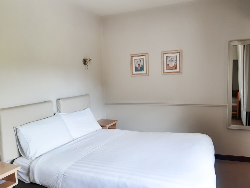 Standard Double Room, Ensuite photo 1