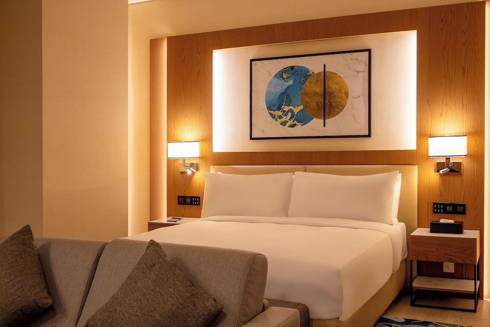Executive Room, 1 King Bed - Photo 5