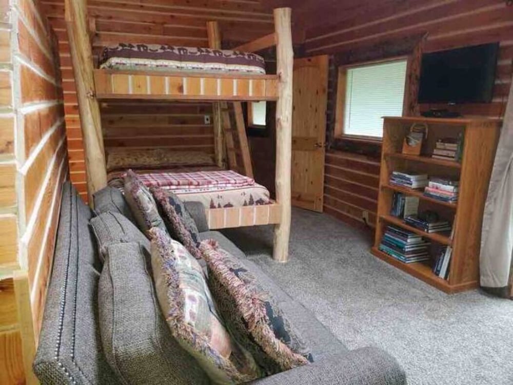 Premium Cabin photo 3