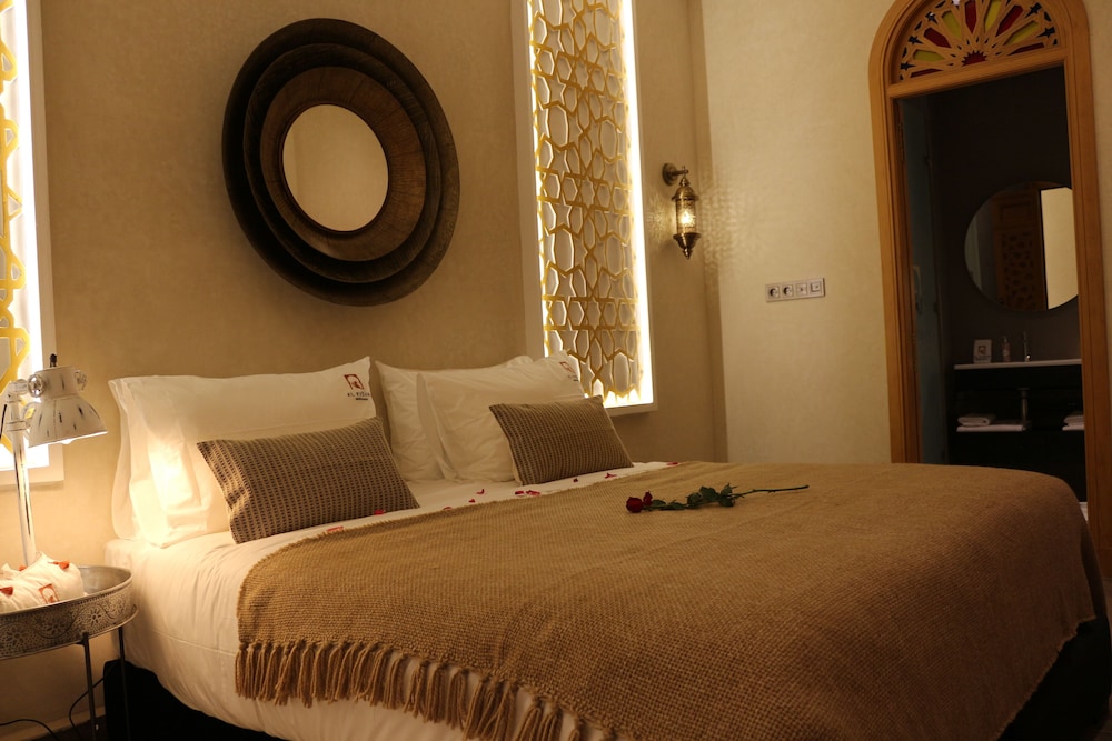 Deluxe Double or Twin Room, 1 King Bed, Non Smoking, Courtyard View
