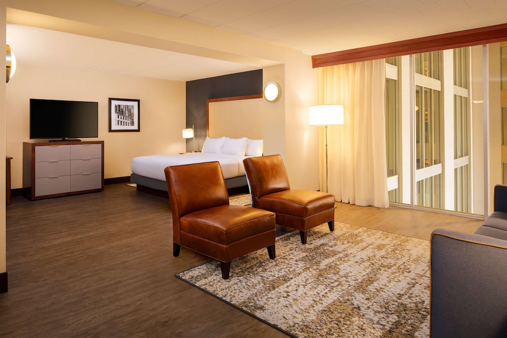 Junior Suite, 1 King Bed, Non Smoking