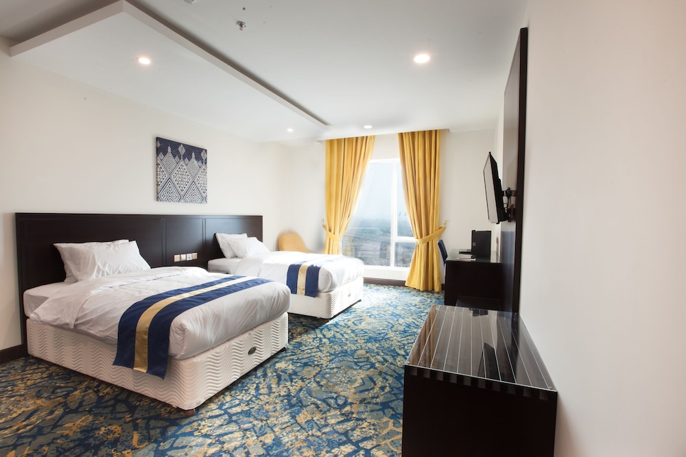 Deluxe Twin Room, 2 Twin Beds, City View photo 3