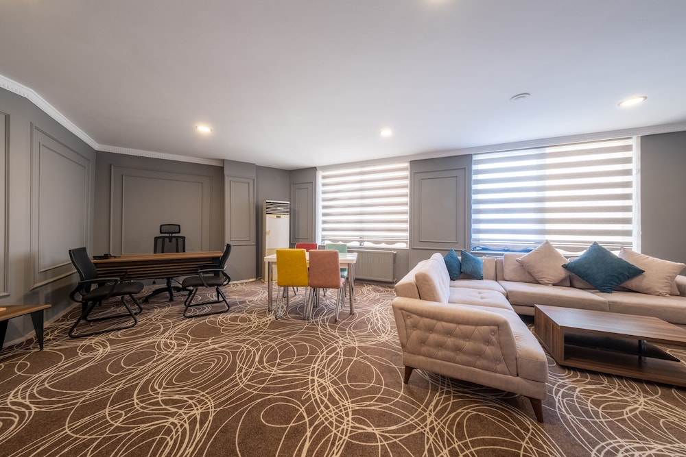Executive Penthouse, Sauna, City View photo 1