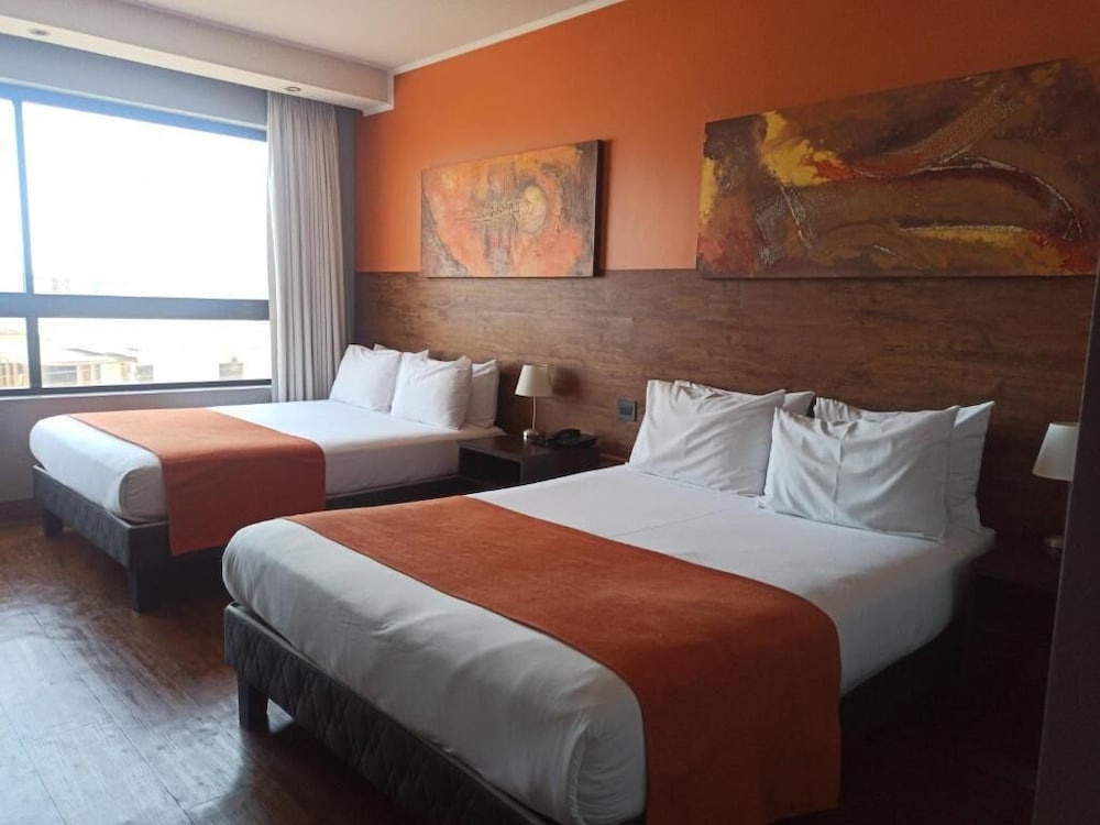 Executive Room, 2 Queen Beds - Photo 3